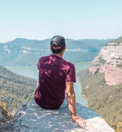 Contemplation paysage montagne France - reconnexion nature slow travel